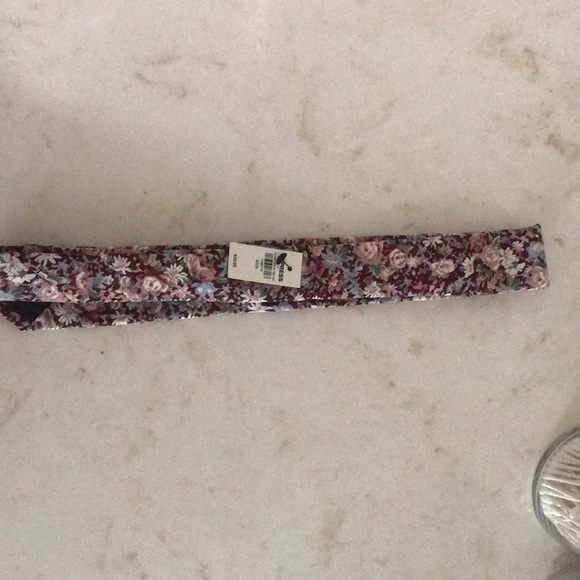 Tie - Picture 2 of 2